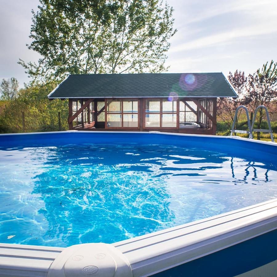 Etno Salas - Etno Ranch - Seosko Turisticko Domacinstvo Vila Palić Exterior foto