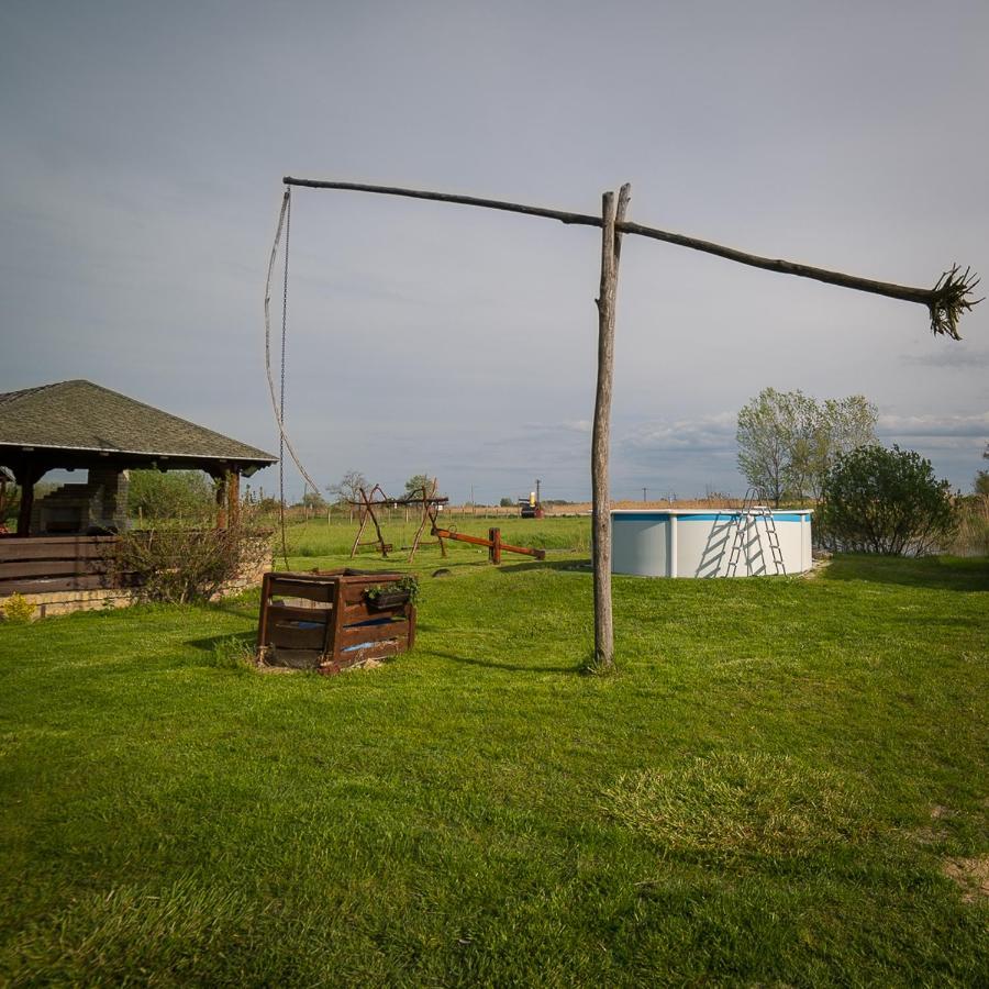 Etno Salas - Etno Ranch - Seosko Turisticko Domacinstvo Vila Palić Exterior foto